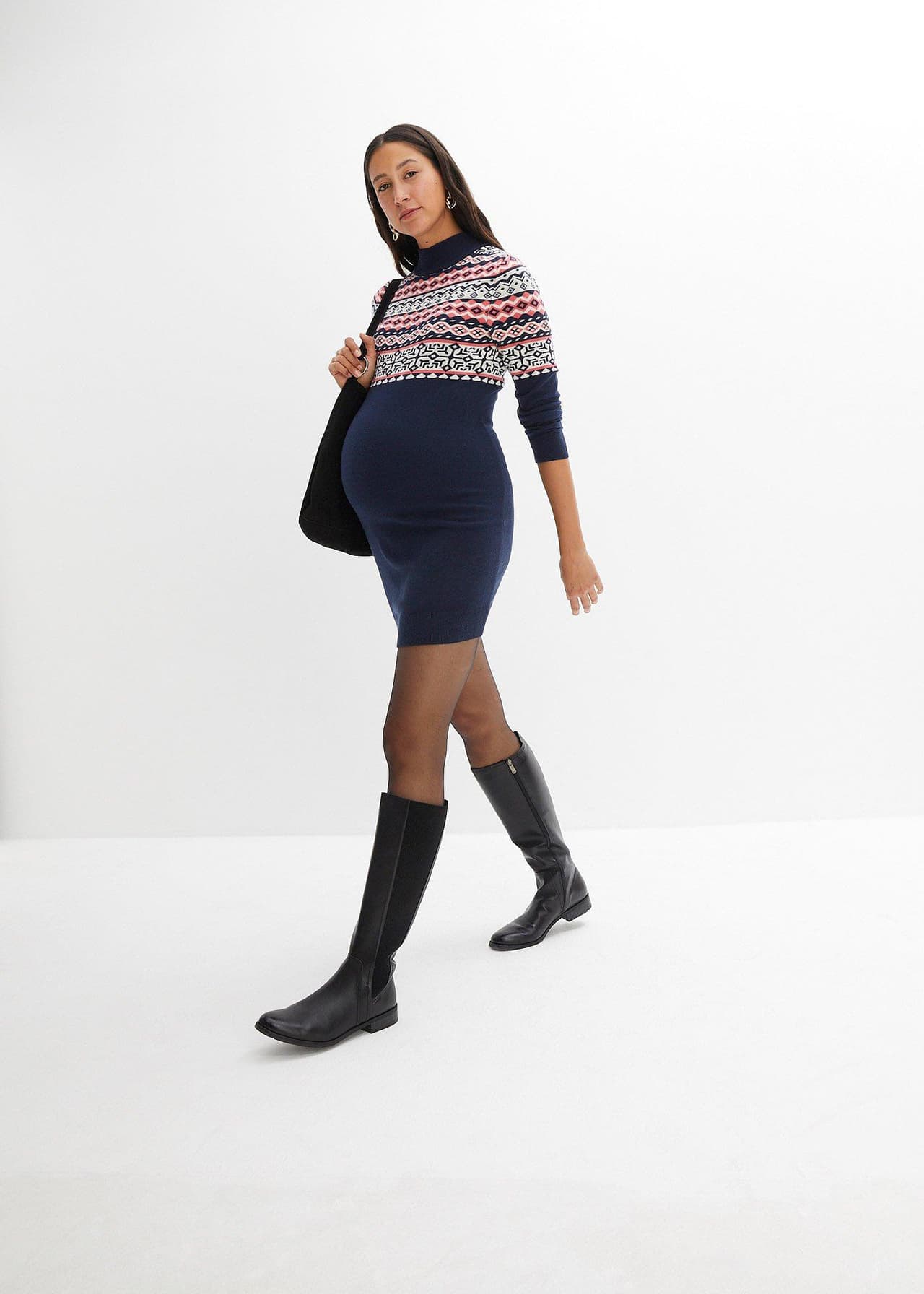 Stickad mammaklänning