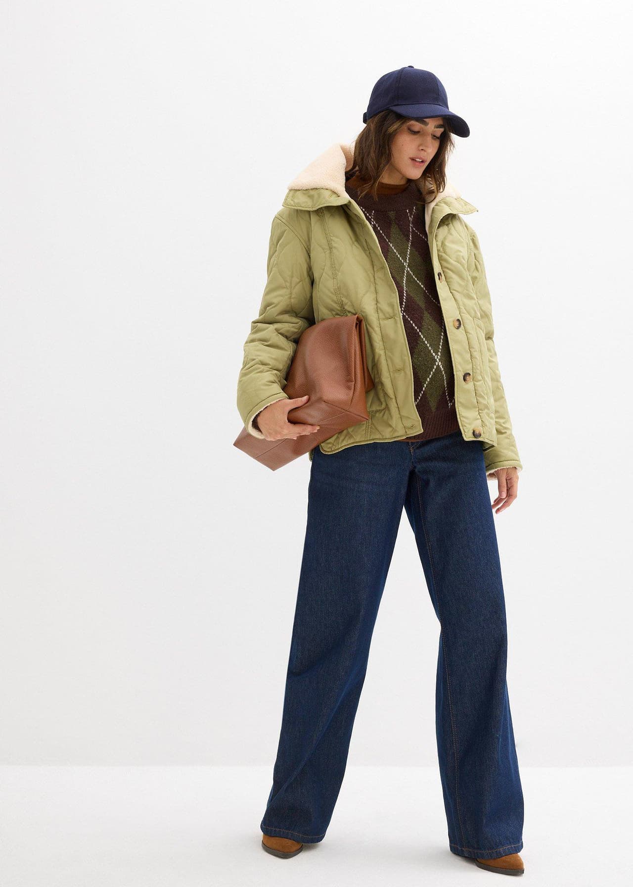 Mammajacka med teddyfoder och bebisficka