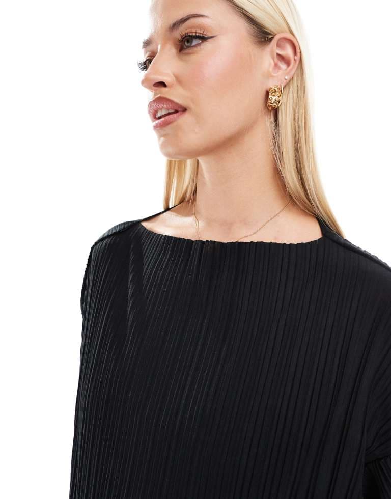 Mamalicious gravid långärmad plisserad kort topp i svart från Mamalicious - bild 2