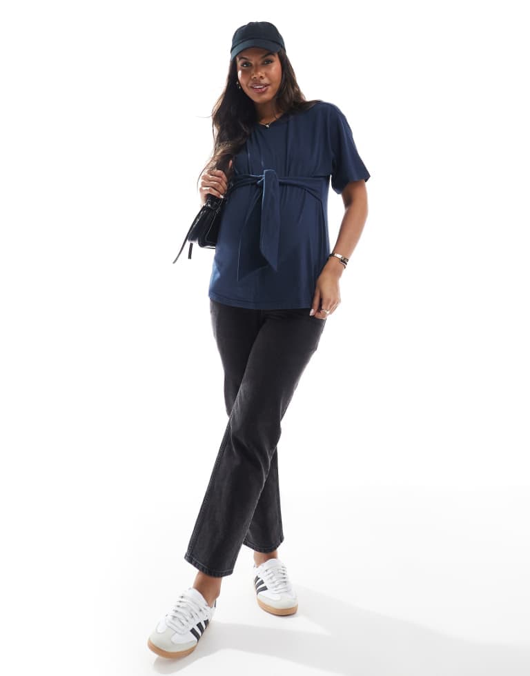 Mamalicious graviditet knytframs T-shirt i navy från Mamalicious - bild 2