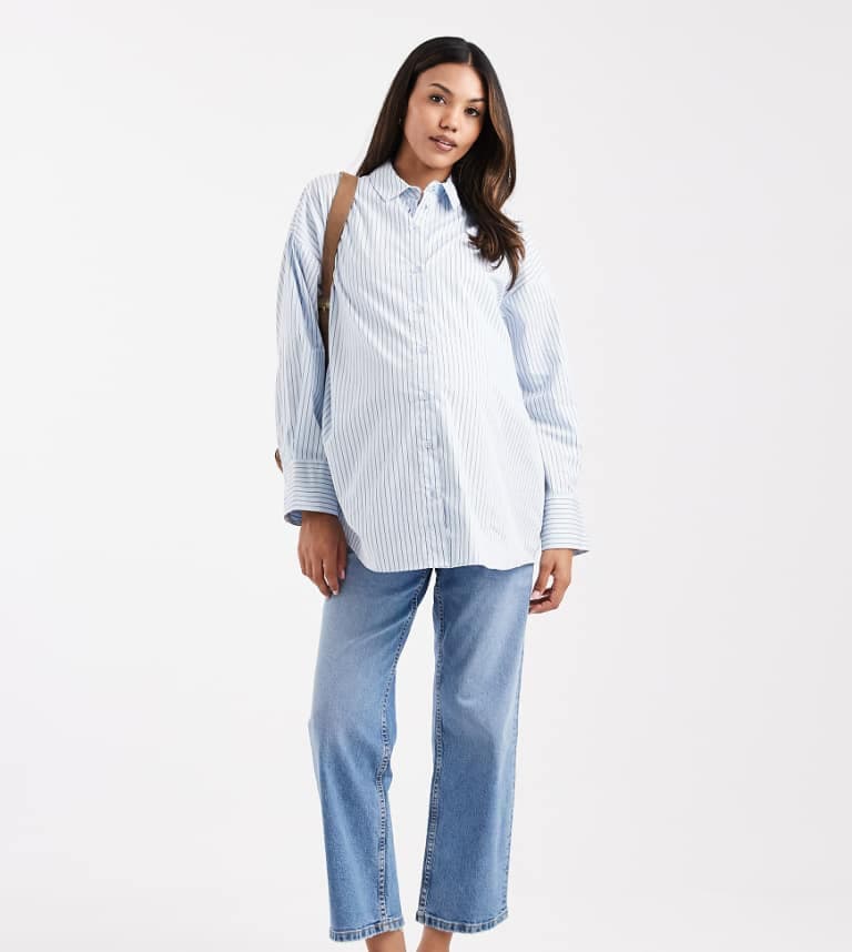 ASOS DESIGN Graviditetsankelsporande bekväma stretch raka benjeans i mid blue från ASOS Maternity