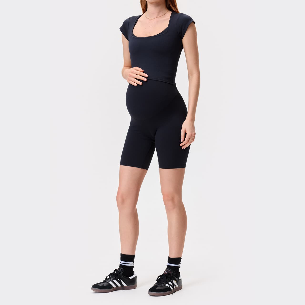 Soft Maternity Bike Shorts från STRONGER